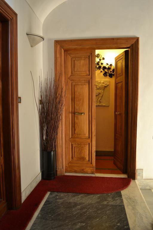 Hotel Al Sanpietrino Рим Экстерьер фото
